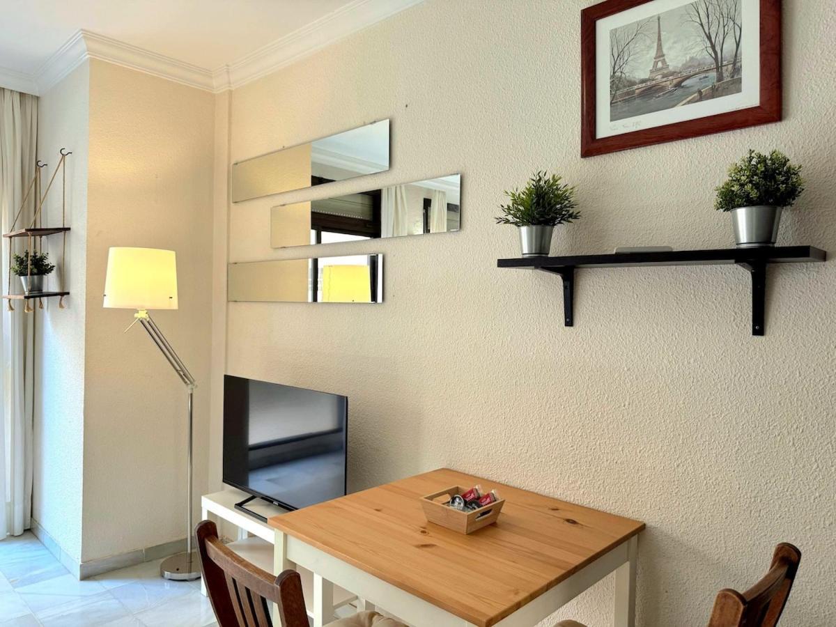 Estudio Junto A La Playa De La Malagueta & Parking Apartamento Málaga