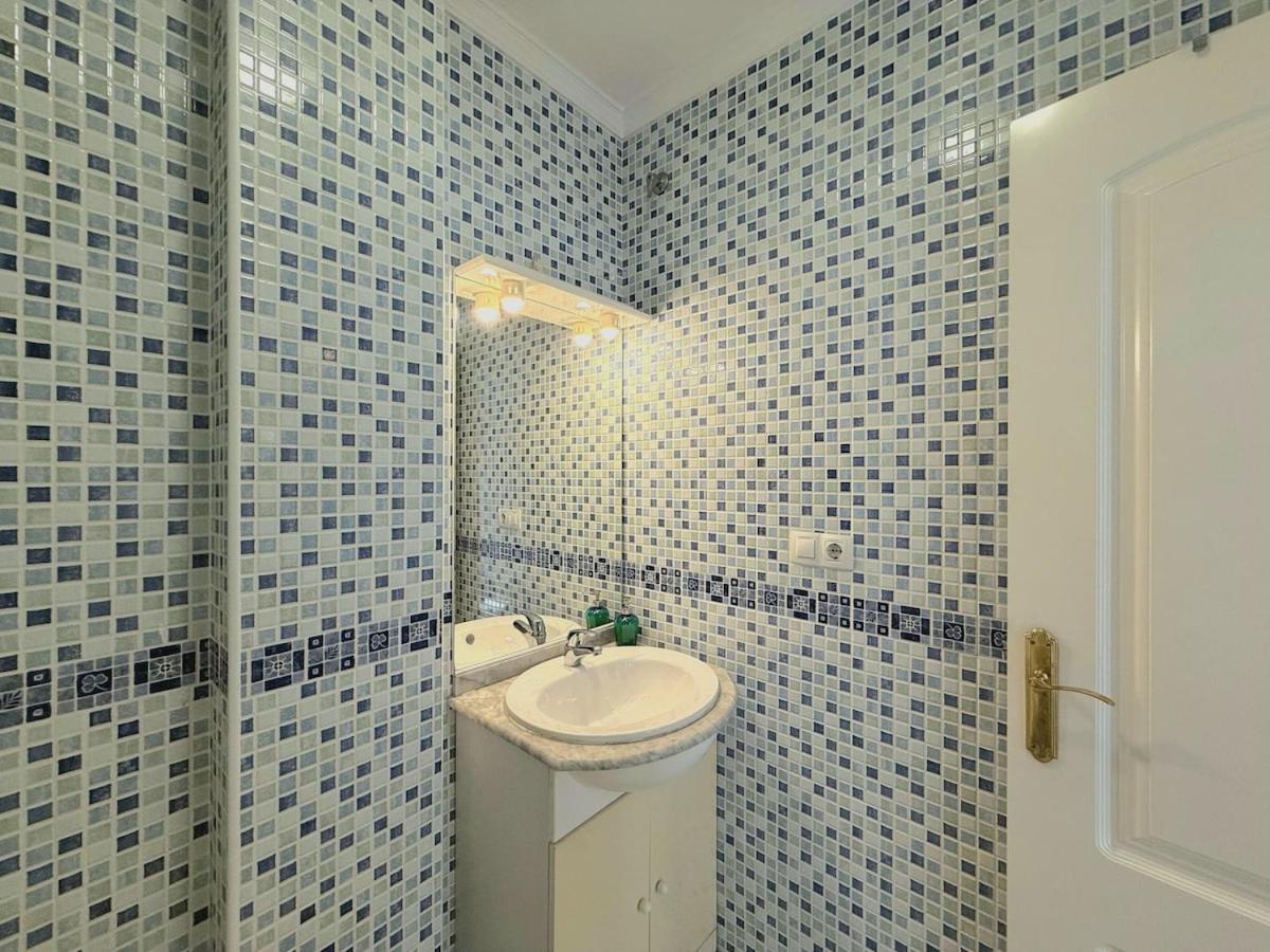 Apartamento Estudio Junto A La Playa De La Malagueta & Parking *
