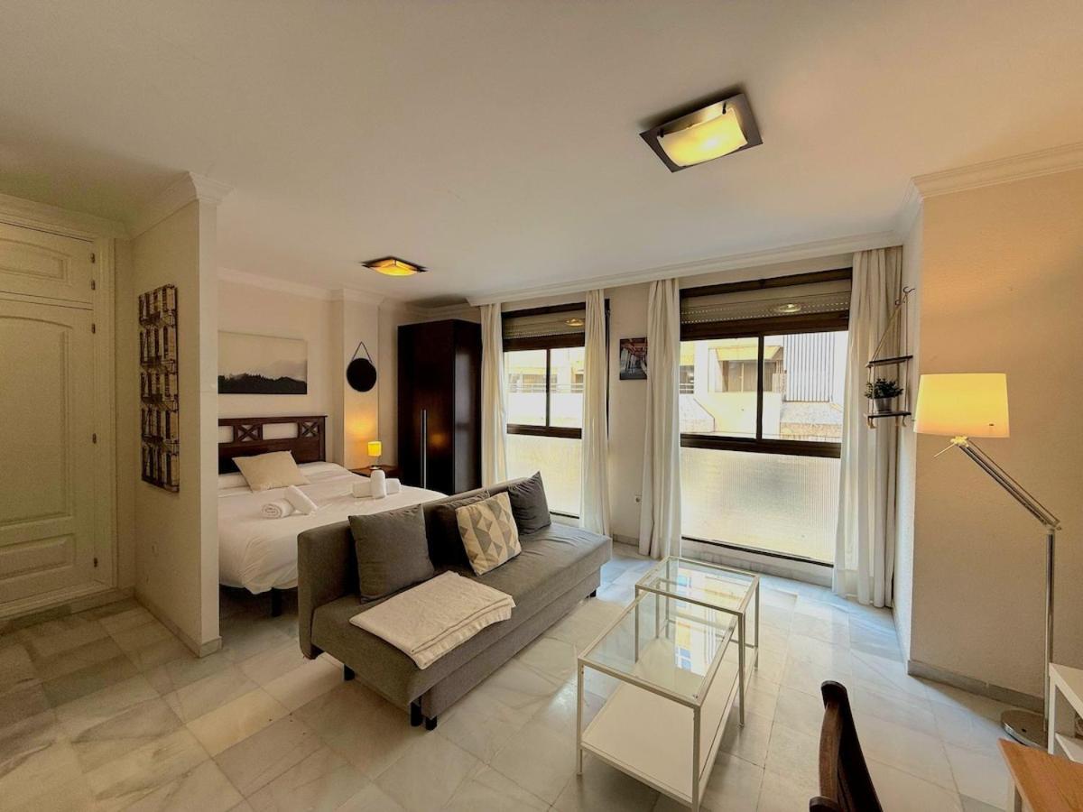 Apartamento Estudio Junto A La Playa De La Malagueta & Parking Málaga